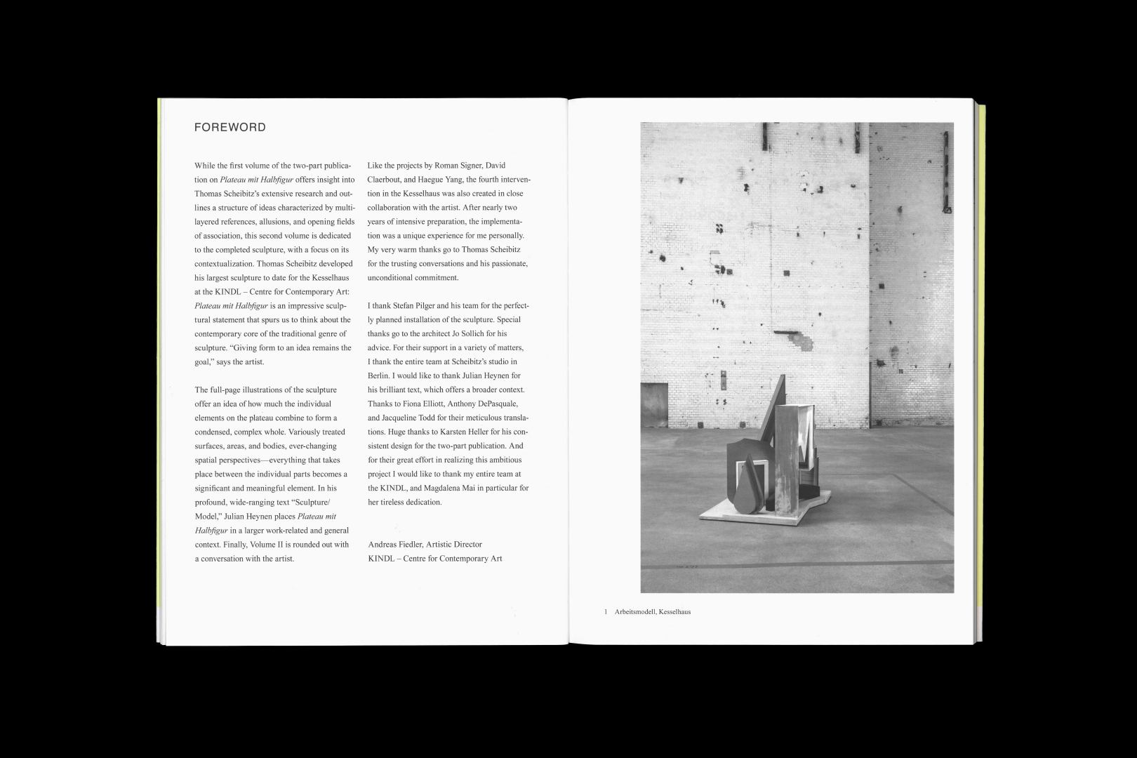 THOMAS SCHEIBITZ – PLATEAU MIT HALBFIGUR